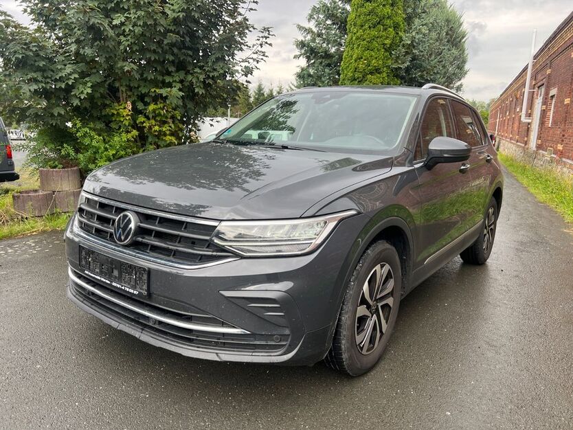 VW Tiguan 79.000 km 26.900 € Werdau 08412