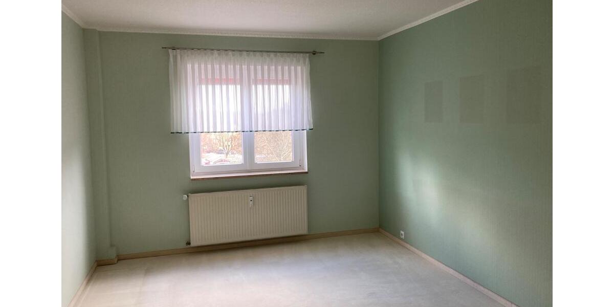 Etagenwohnung Weida - 4 Zimmer, 83 m&sup2;, 79.900&euro; | Angebot:26942154