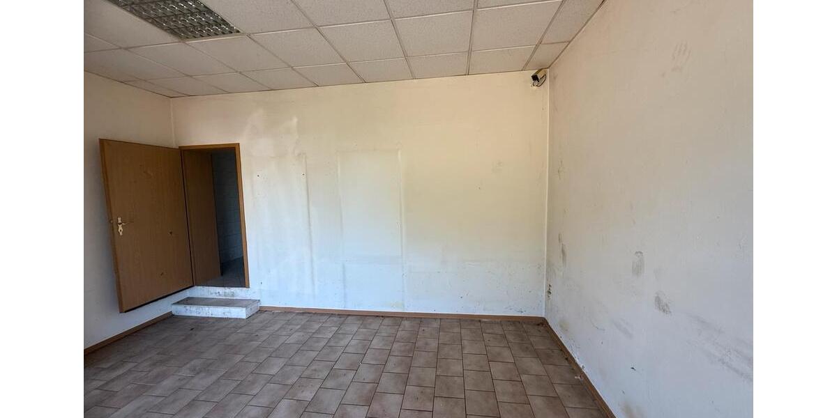 +++ Kleine Gewerbeeinheit in Crimmitschau zu vermieten +++ zimmer