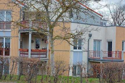 Wohnung zum Mieten in Zeulenroda-Triebes 368 € 61.26 m² 2 zimmer