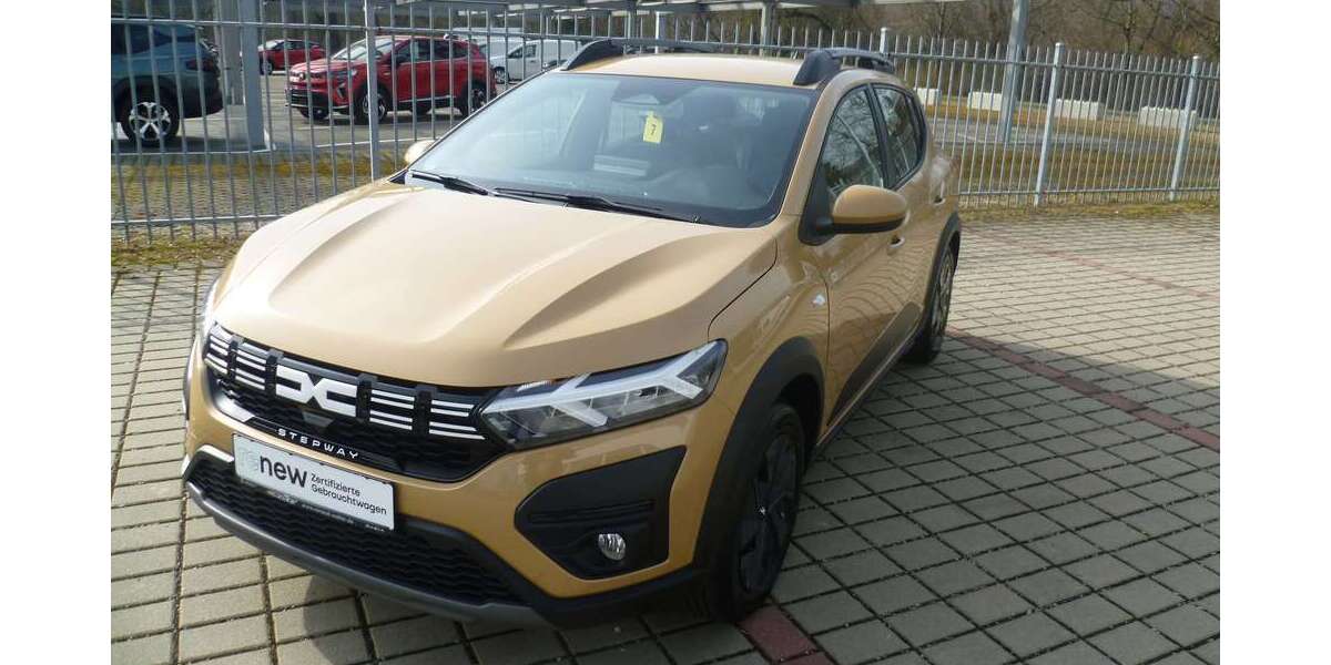 Dacia Sandero 7.800 km 16.800 &euro; Gera 07548