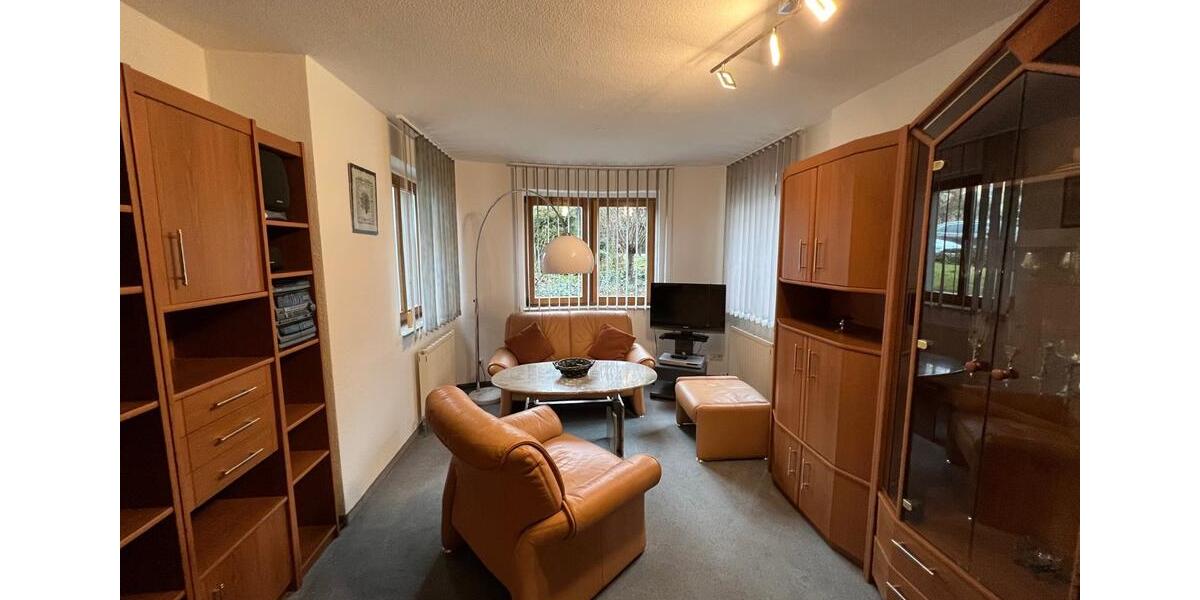 Etagenwohnung Zeitz - 1 Zimmer, 31 m&sup2;, 240&euro; | Angebot:26132549