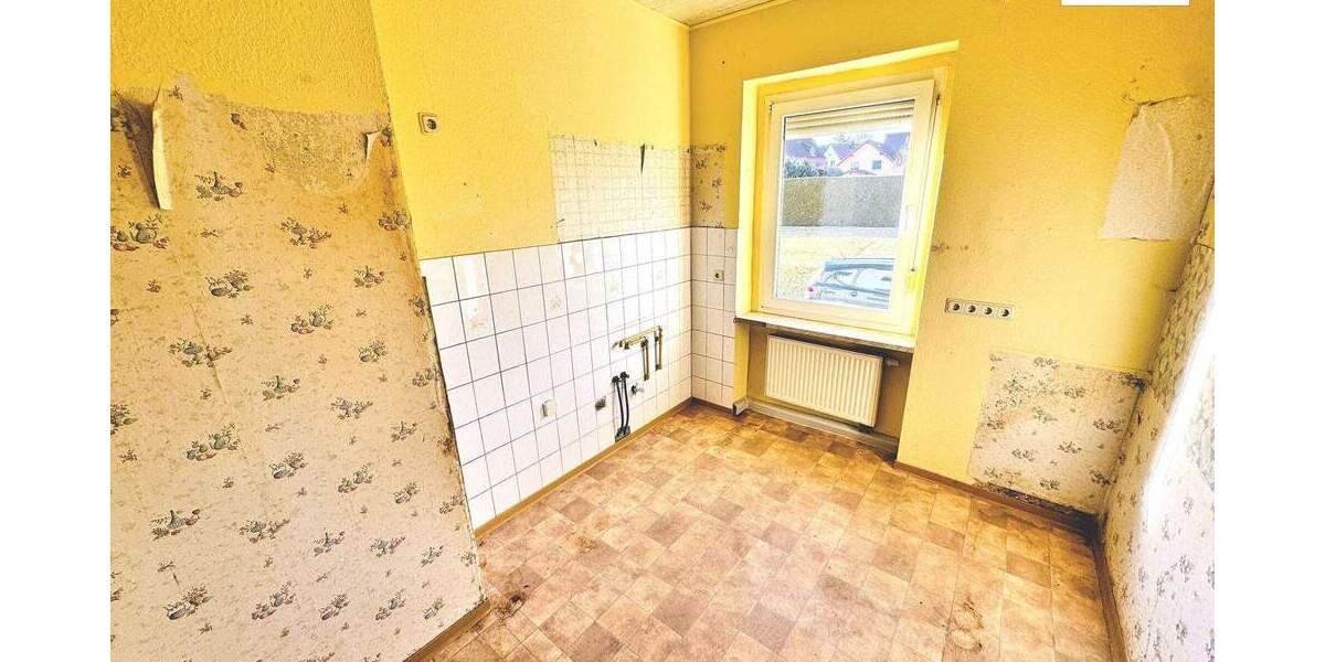 Etagenwohnung Teuchern Wildschütz - 3 Zimmer, 60 m&sup2;, 35.000&euro; | Angebot:24863706