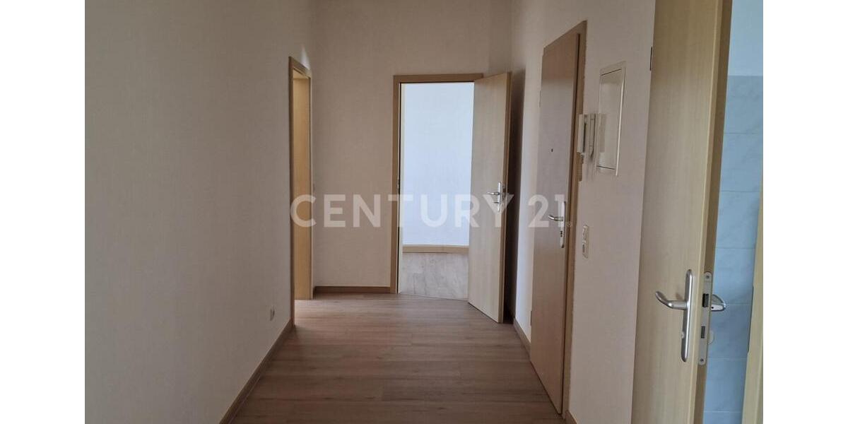 Dachgeschoßwohnung Gera Alt-Taubenpreskeln - 3 Zimmer, 91 m&sup2;, 560&euro; | Angebot:26632733
