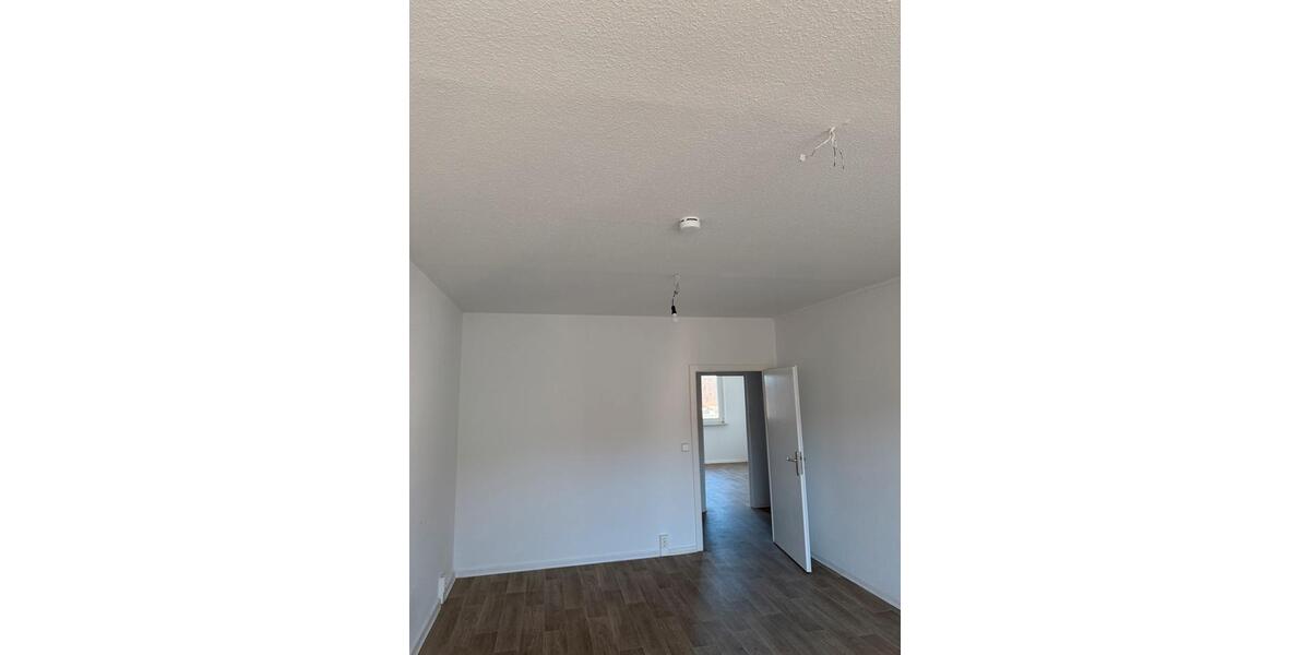 Dachgeschoßwohnung Gera - 2 Zimmer, 54 m&sup2;, 335&euro; | Angebot:26162591