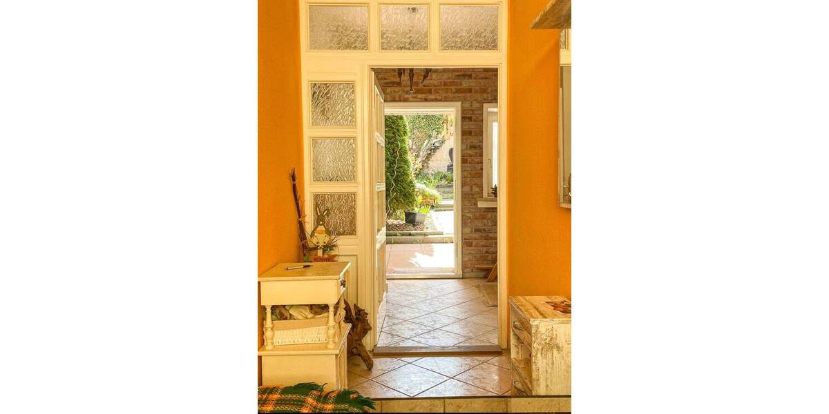 Reihenmittelhaus Meerane - 7 Zimmer, 140 m&sup2;, 149.000&euro; | Angebot:26486759