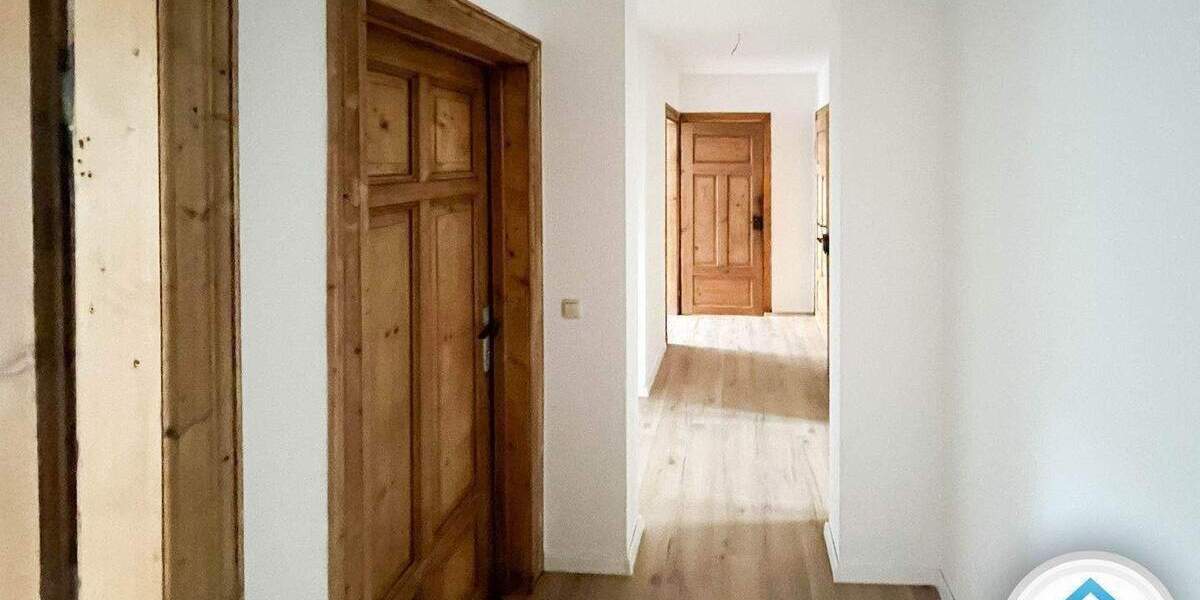 Etagenwohnung Altenburg Nord - 2 Zimmer, 60 m&sup2;, 295&euro; | Angebot:26796497