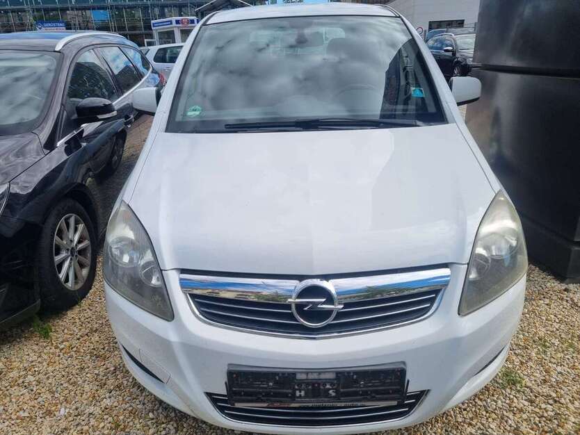 Opel Zafira 117.000 km 4.900 € Zwickau 08058