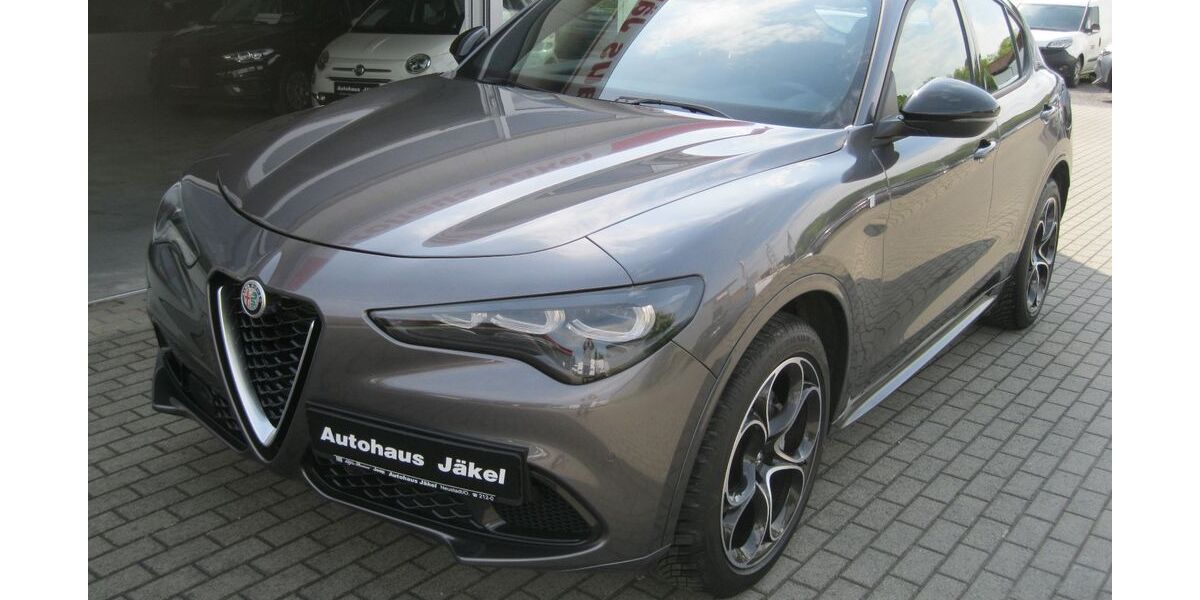 Alfa Romeo Stelvio 25.500 km 42.900 &euro; Neustadt/Orla 07806