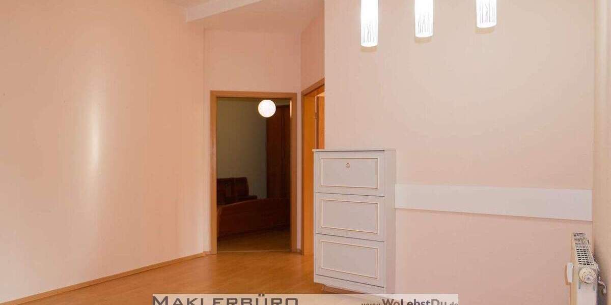 Etagenwohnung Greiz Irchwitz - 2 Zimmer, 68 m&sup2;, 480&euro; | Angebot:26513271