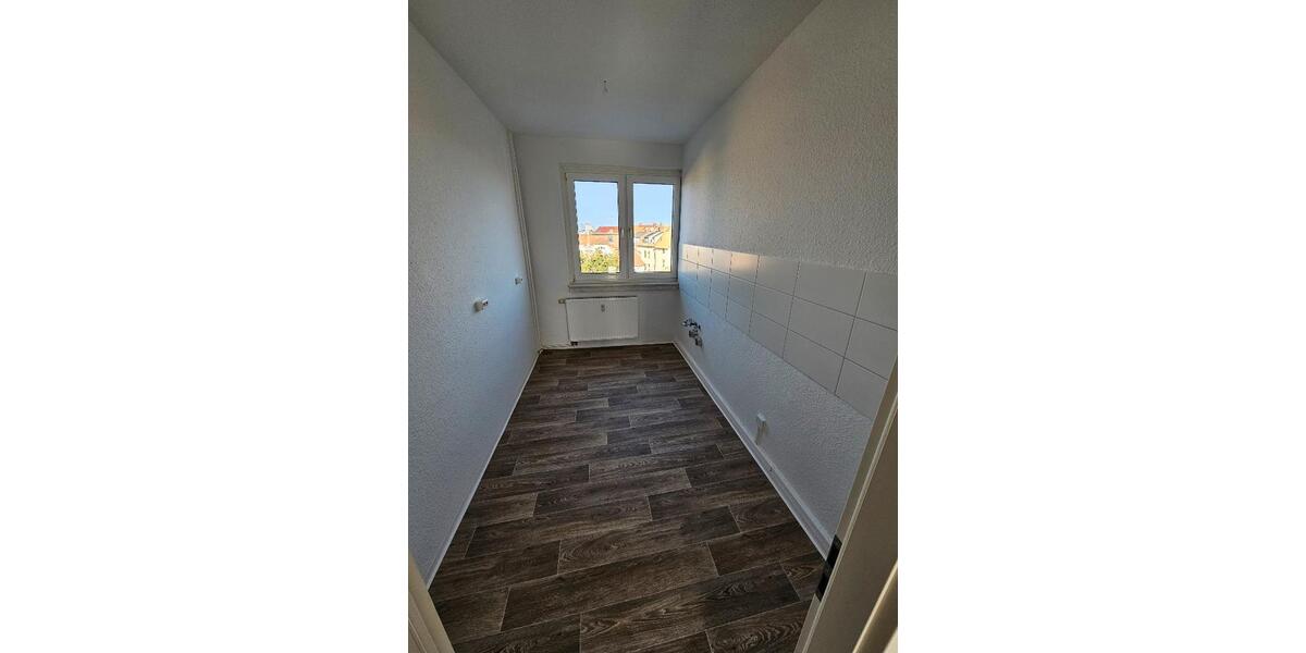Etagenwohnung Altenburg - 2 Zimmer, 49 m&sup2;, 320&euro; | Angebot:26382369