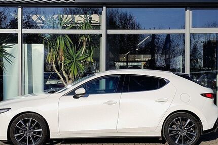 Mazda 3 49.146 km 19.390 &euro; Gera 07546