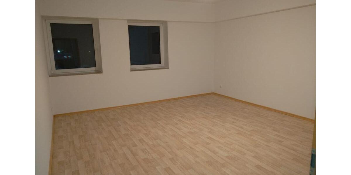 Erdgeschoßwohnung Zeulenroda-Triebes Triebes - 4 Zimmer, 104 m&sup2;, 780&euro; | Angebot:26169251