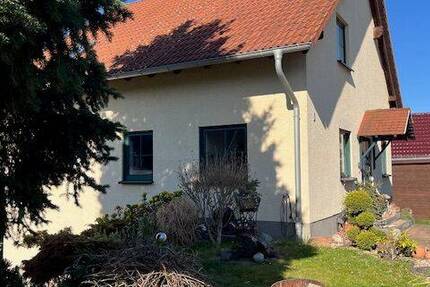 Haus Rositz - 6 Zimmer, 129 m&sup2;, 1.050&euro; | Angebot:26155049