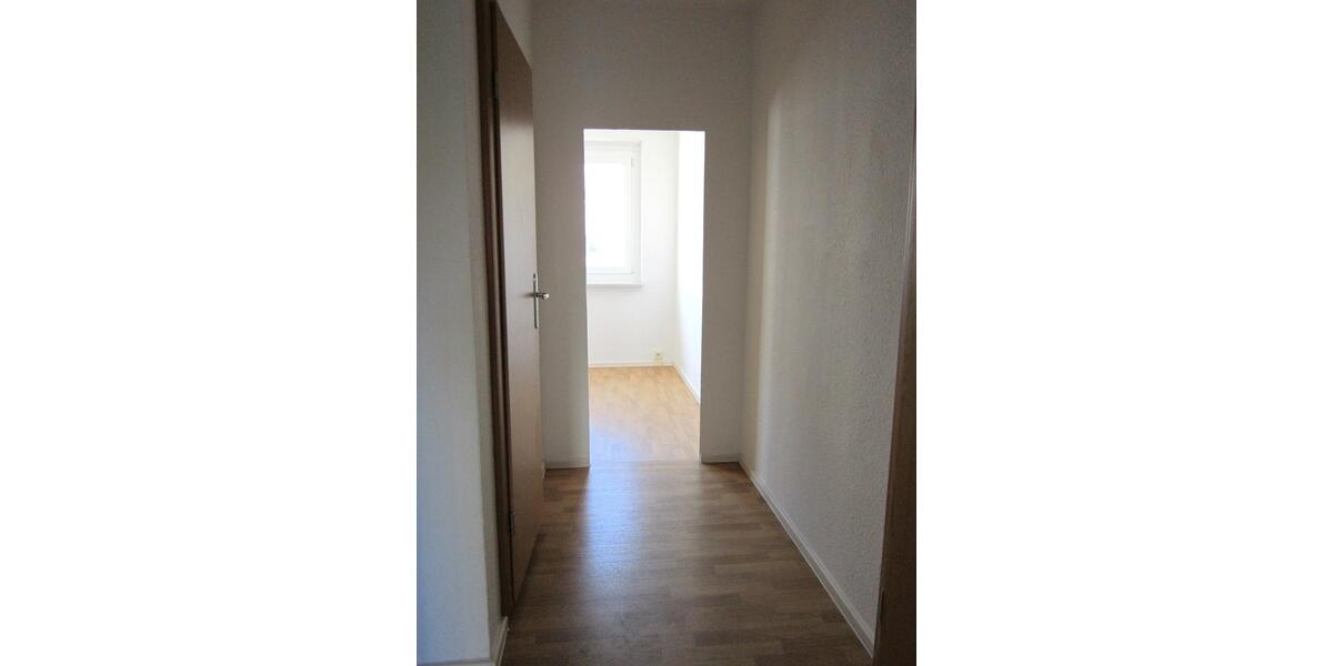 Etagenwohnung Crimmitschau - 4 Zimmer, 87 m&sup2;, 520&euro; | Angebot:19635396