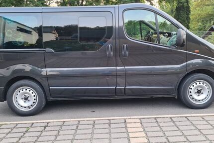 Opel Vivaro 169.000 km 8.800 &euro; Langenwolschendorf 07937