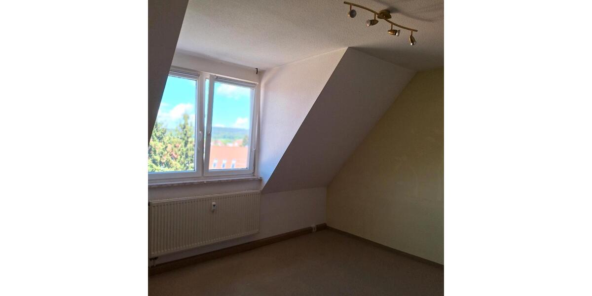 Dachgeschoßwohnung Neustadt an der Orla - 2 Zimmer, 90 m&sup2;, 80.000&euro; | Angebot:26741667