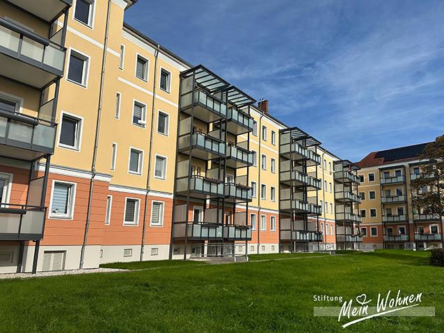 3-Raum-Wohnung mit Balkon zu vermieten! 3 zimmer