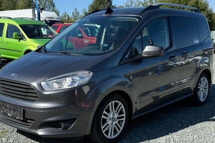 Ford Tourneo Courier 80.930 km 10.499 € Hermsdorf/Schleifreisen 07629