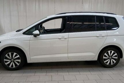 VW Touran 25.400 km 28.999 &euro; Greiz 07973