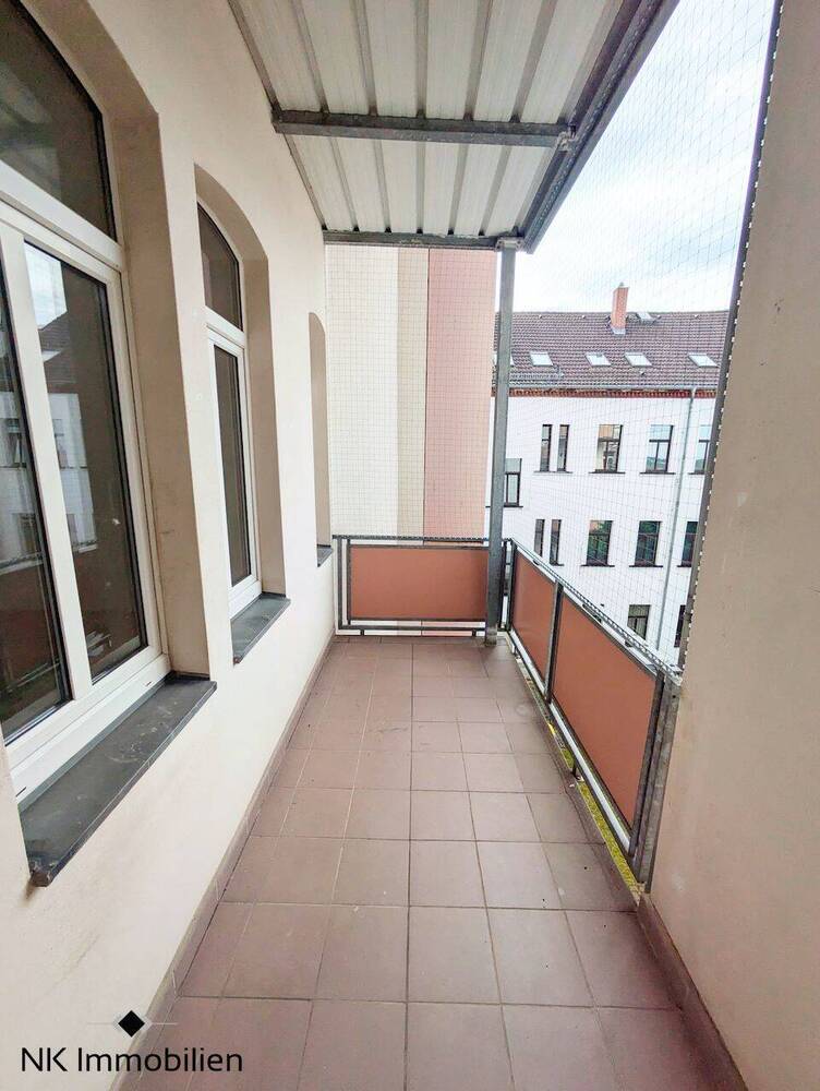 ++ schöne 3-Raum Wohnung mit Einbauküche, Balkon & Aufzug - nahe dem Hauptbahnhof ++