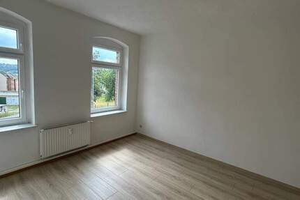 4-ZIMMER-WOHNUNG ++ NEU RENOVIERT ++ GLEICH EINZIEHEN 4 zimmer