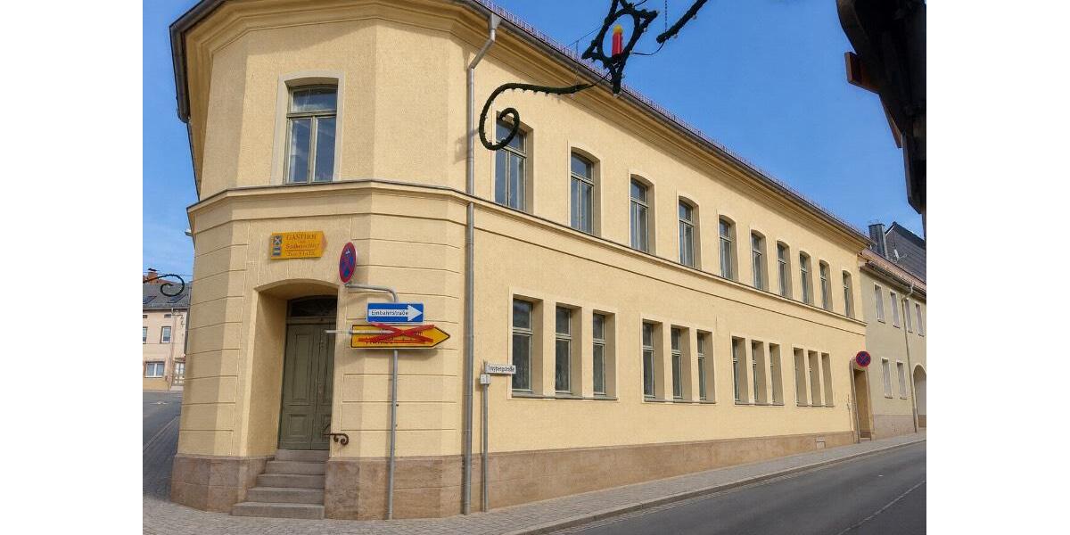 Mehrfamilienhaus, Wohnhaus Auma-Weidatal Weidatal - 5 Zimmer, 250 m&sup2;, 20.000&euro; | Angebot:27262940