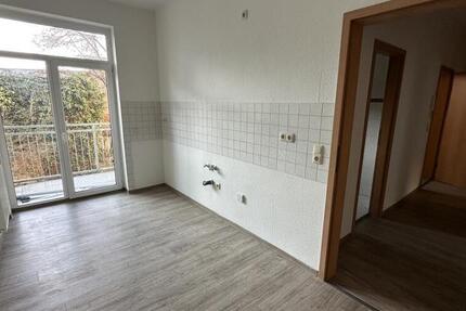 Familien willkommen! 4 R.-Wohnung mit West-Balkon, Wanne, Dusche und Hausgarten in Gera-Debschwitz! - Wohnung Gera Debschwitz | Angebot:26876557