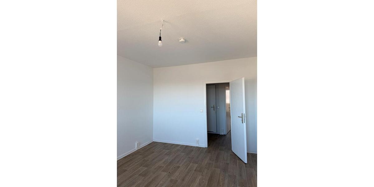 Dachgeschoßwohnung Gera - 2 Zimmer, 54 m&sup2;, 335&euro; | Angebot:26162591