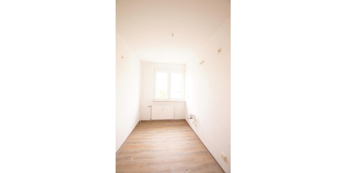 Etagenwohnung Triptis - 4 Zimmer, 69 m&sup2;, 415&euro; | Angebot:26179984