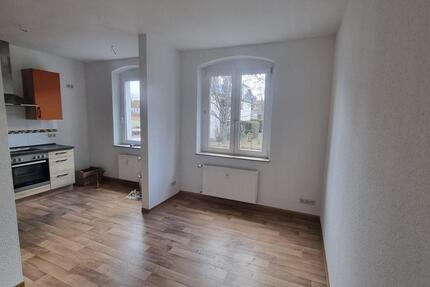 2 Raum Wohnung in SLN im EG 2 zimmer
