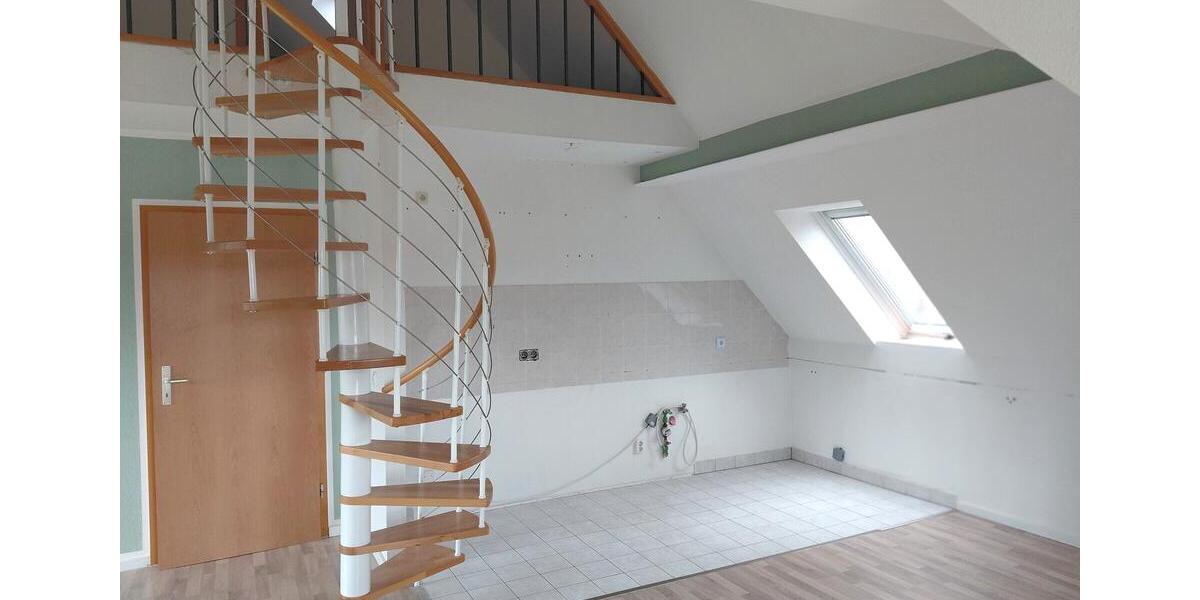 Dachgeschoßwohnung Elsteraue - 3.5 Zimmer, 85 m&sup2;, 470&euro; | Angebot:26233704