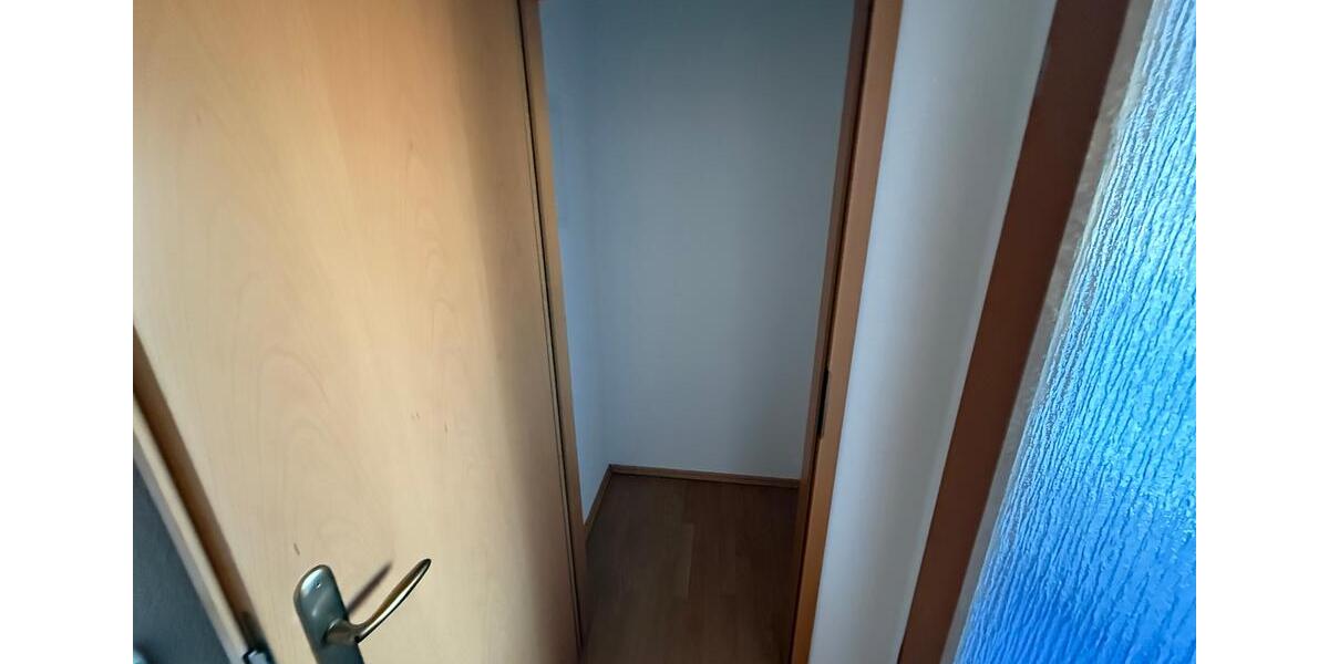 Dachgeschoßwohnung Greiz - 2 Zimmer, 50 m&sup2;, 289&euro; | Angebot:24511704