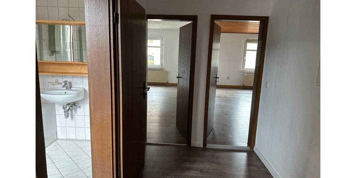 Etagenwohnung Auma-Weidatal Weidatal - 3 Zimmer, 90 m&sup2;, 750&euro; | Angebot:25139547
