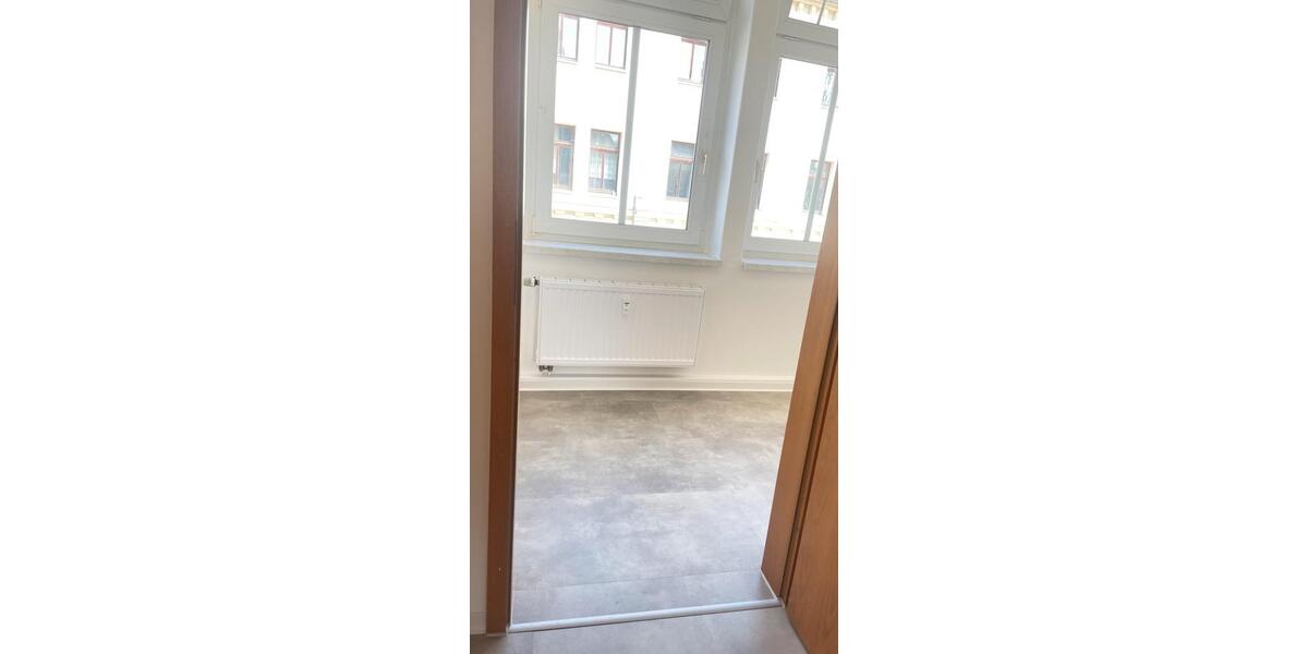 Etagenwohnung Werdau - 1 Zimmer, 38 m&sup2;, 450&euro; | Angebot:26531838