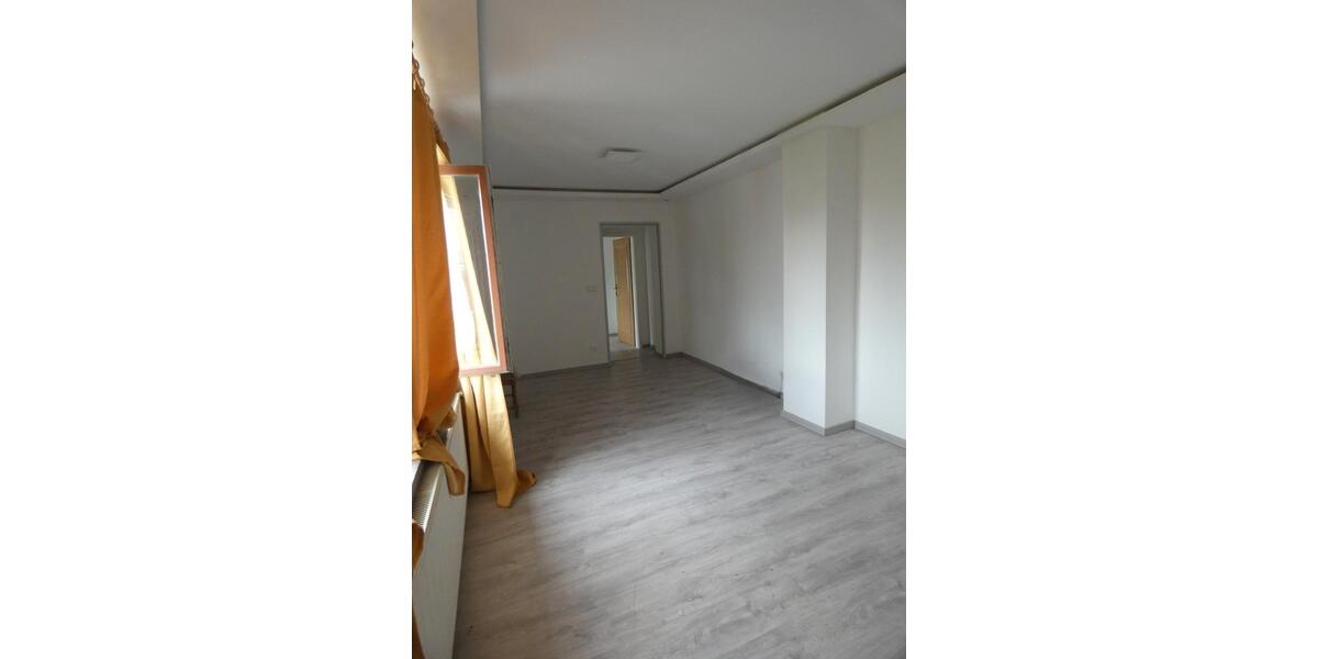 Einfamilienhaus Zeitz Theißen - 4 Zimmer, 200 m&sup2;, 220.000&euro; | Angebot:27142900