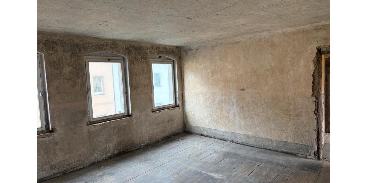 Reihenhaus Schmölln - 5 Zimmer, 160 m&sup2;, 99.000&euro; | Angebot:26798009