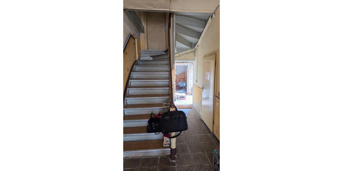 Reihenhaus Crimmitschau - 6 Zimmer, 103 m&sup2;, 70.000&euro; | Angebot:27266545