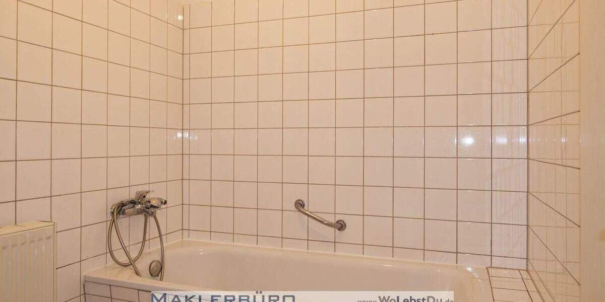 Etagenwohnung Greiz Irchwitz - 3 Zimmer, 77 m&sup2;, 382&euro; | Angebot:22520099