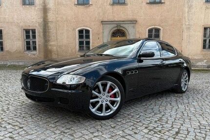 Maserati Quattroporte 165.830 km 11.999 &euro; Neustadt an der Orla 07806