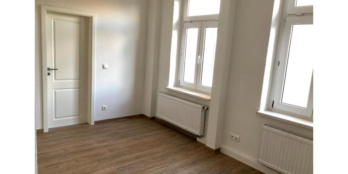 Etagenwohnung Gera Lusan - 4 Zimmer, 108 m&sup2;, 815&euro; | Angebot:25842514