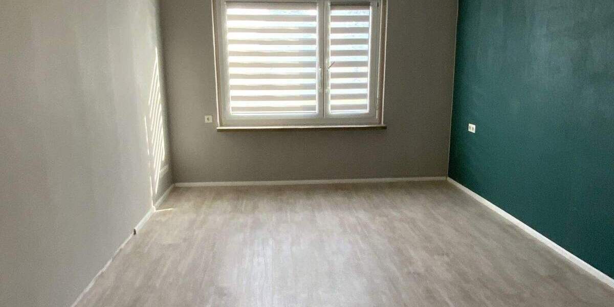 Etagenwohnung Mittelpöllnitz - 3 Zimmer, 65 m&sup2;, 60.000&euro; | Angebot:25673076