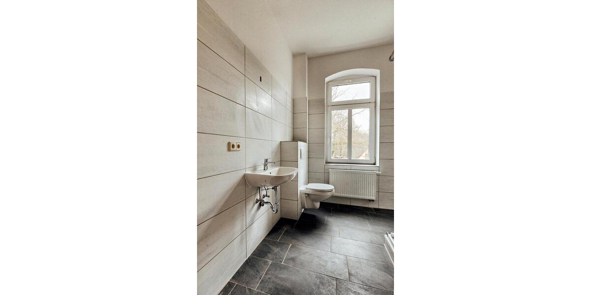 Etagenwohnung Zeitz - 4 Zimmer, 91 m&sup2;, 452&euro; | Angebot:26619863