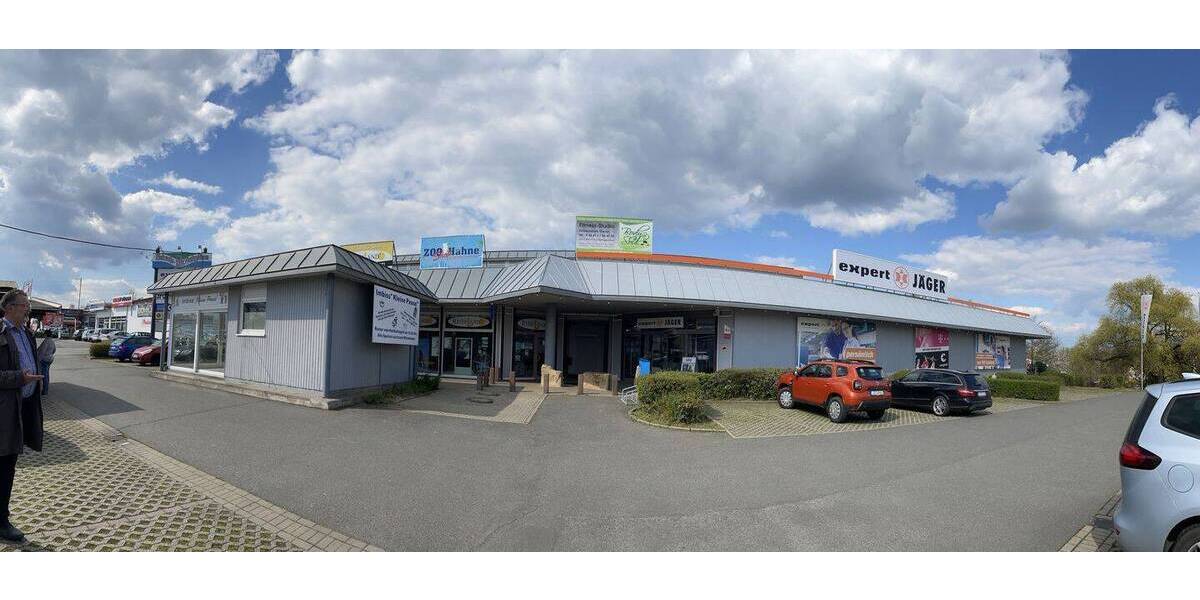 ehemalige Event-Location im Fachmarktzentrum am Floßgraben ca. 229 m² zimmer