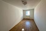Dachgeschoßwohnung Gera - 3 Zimmer, 81 m&sup2;, 420&euro; | Angebot:26440892