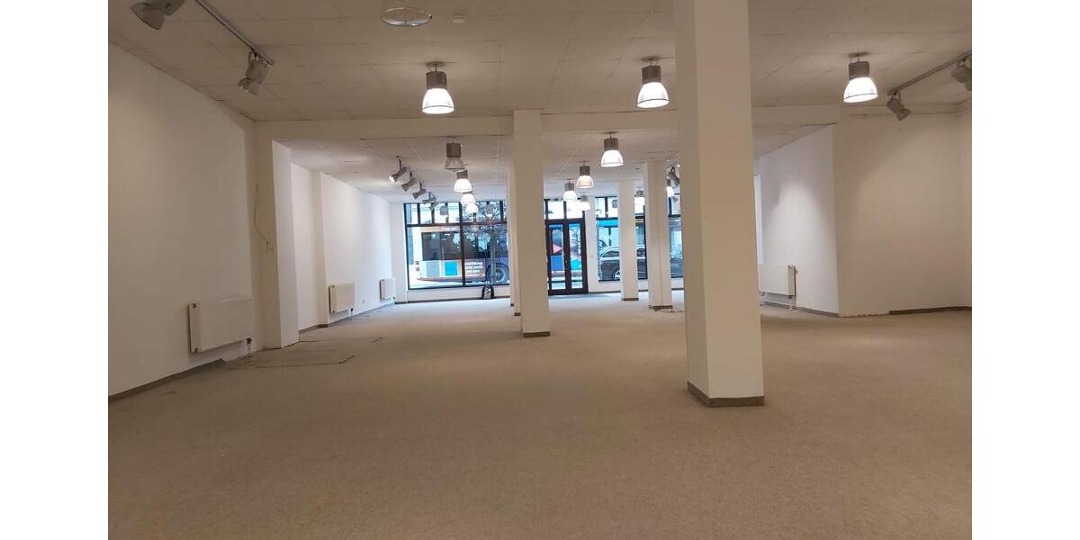 Gewerbeobjekt Schmölln - 1.800&euro; | Angebot:25590003