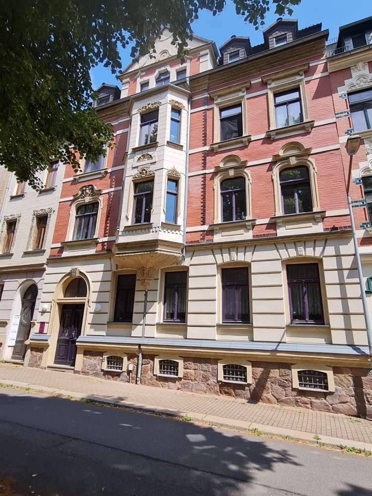 Wohnung zum Kaufen in Meerane 110.000 € 93.78 m²
