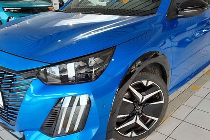 Peugeot 208 8.810 km 21.950 € Werdau 08412