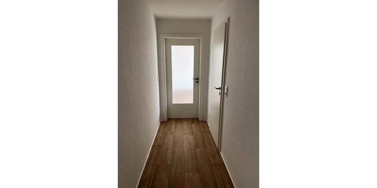 Etagenwohnung Weida - 3 Zimmer, 95 m&sup2;, 594&euro; | Angebot:21380005