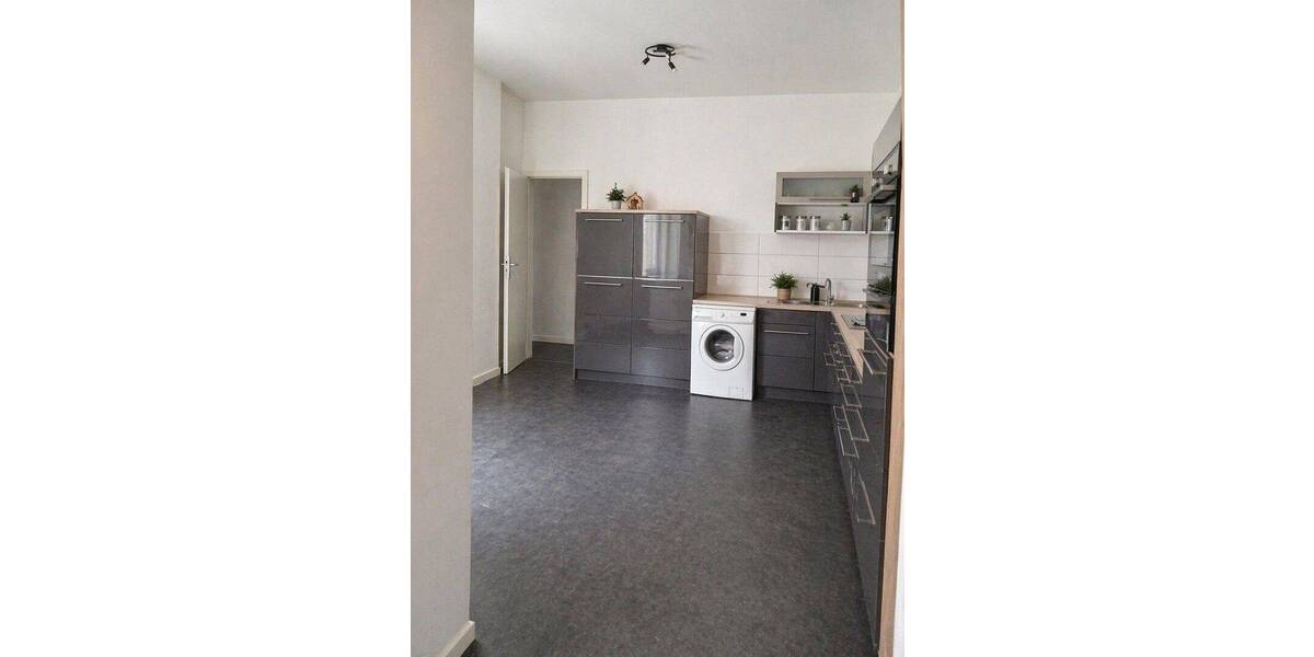 Etagenwohnung Zeitz - 5 Zimmer, 92 m&sup2;, 550&euro; | Angebot:26851349